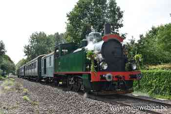 Toeristische stoomtrein rijdt terug tot Puurs