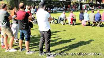 Zuschauer dürfen wieder zum Fußball kommen