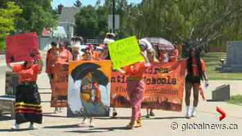 ‘We just want change’: Hundreds in Lethbridge march at residential school rally