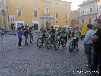 Il centro storico di Fermo conquista tutti con il Trofeo Città di Fermo by Night - MTB-VCO.com - MTB-VCO.COM