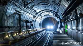 Treno fermo per due ore nella galleria del San Gottardo - Corriere del Ticino
