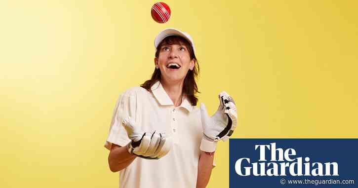 Fit in my 40s: learning the cricket basics is full of surprises | Zoe Williams