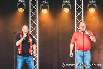 Ondanks uitschakeling zongen supporters massaal het EK-lied van Damaro en Van den Brande