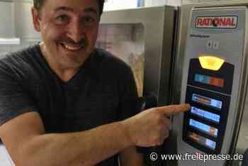 Mittelalterdorf mit Kuschelecken: Singender Wirt serviert Romantik - Freie Presse