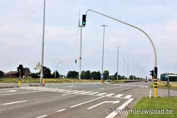 Kop-staartaanrijding op kruispunt E34-Oosthoek loopt goed af