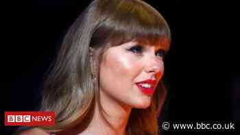 US officer plays Taylor Swift song to try to block video