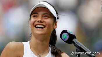Picking up her own trash and yet to lose a set. Meet teen cleaning up at Wimbledon