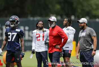 McClain: Lovie and Miles Smith bring family ties to coaching Texans' defense - Houston Chronicle