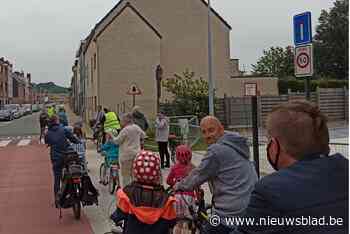 Fietsersbond eist zone 30 in Merelbekestraat: “Tijdens de spits hebben fietsers geen plaats”