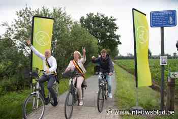 Hier mag je fluitende vogels naar de kroon steken: eerste zangfietspad van het land ingereden