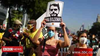 Covid: Thousands protest in Brazil against Bolsonaro over pandemic handling