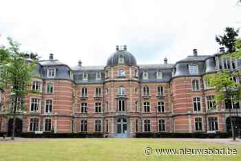 Kamperen rond vijver Ravenhofkasteel