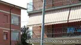 Modena. Donna di 66 anni trovata in casa a vegliare la madre morta da settimane - La Gazzetta di Modena