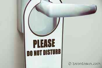 BONOKOSKI: Federal civil servants want 'Do Not Disturb’ signs - Toronto Sun