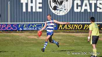 Three former Geelong Cats swap stadium for small, country oval