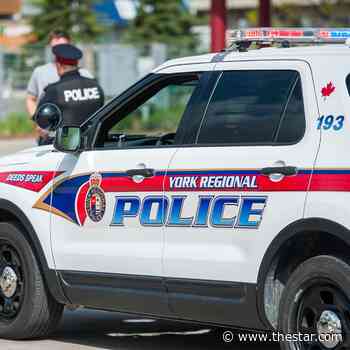 Lone suspect robs Markham pharmacy at gunpoint - Toronto Star