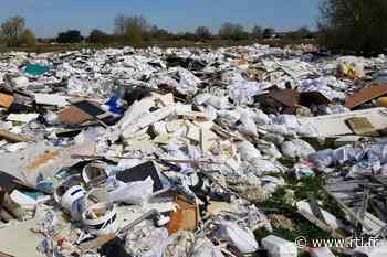 Les infos de 8h - Nice : la municipalité part en guerre contre les dépôts sauvages - RTL.fr