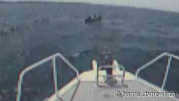'Wind carried them away,' Unexperienced group in canoe rescued on Lake Simcoe
