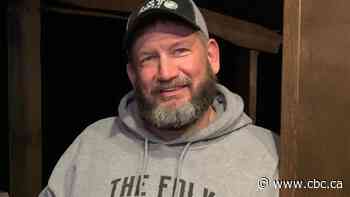 'He beat it. That's a miracle:' 45-year-old chicken farmer comes home after beating COVID-19