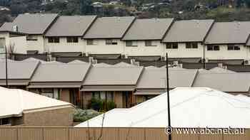 Mount Barker development outstrips its infrastructure, as city streets turn into 'racetracks'
