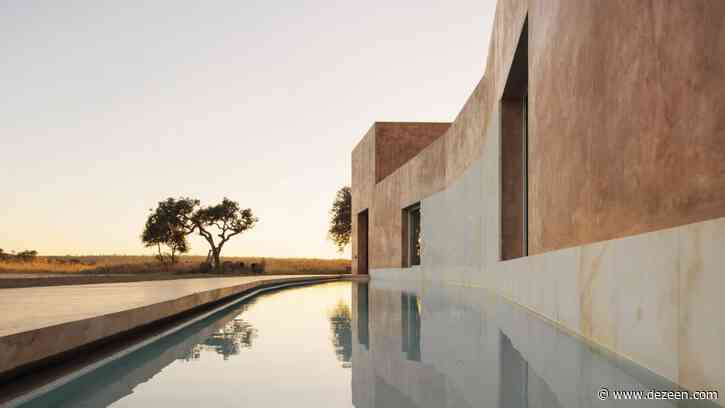 Bak Gordon Arquitectos builds Casa Azul alongside elongated pool