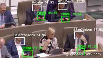 AI-Based Bot Detects Politicians Distracted by Phone, Posts Photo on Twitter and Asks Them to Focus