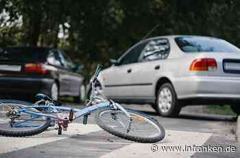 Landkreis Bamberg: Betrunkener Radfahrer kracht ins Heck eines Autos - der Mann wird schwer verletzt