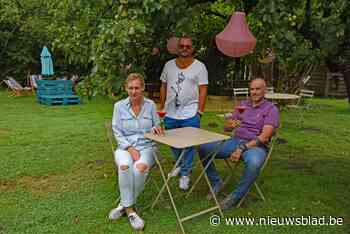 Tapas, muziek en vakantiesfeer in tuin Appelsveer<BR />