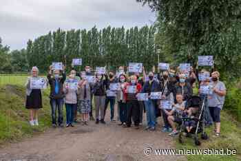 Buren vrezen geluidsoverlast nu gemeente Niel drie padelvelden wil aanleggen