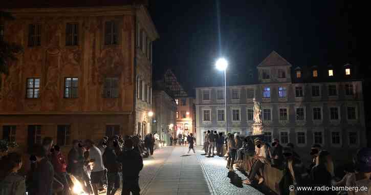 Mit Flutlicht gegen Party Meute – OB Starke zu „Premieren Wochenende“.