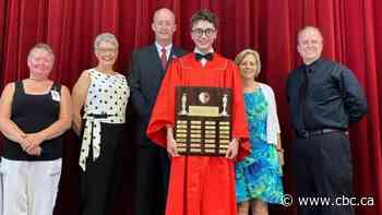 'I felt really privileged': P.E.I. valedictorian gives address 11 times due to COVID protocols