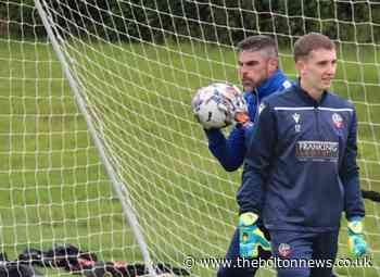 Bolton boss Ian Evatt predicts keeper battle between Matt Gilks and Joel Dixon - The Bolton News