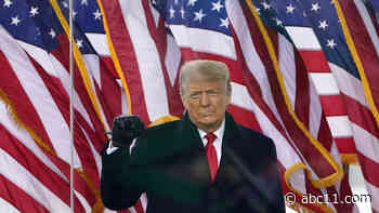 Trump announces lawsuit against Facebook, Twitter, Google