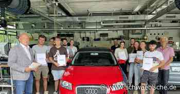 Claude-Dornier-Schule verabschiedet Kfz-Mechatroniker - Schwäbische