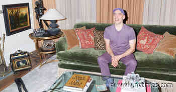 New York, ‘Gossip Girl’ Loves You, Again