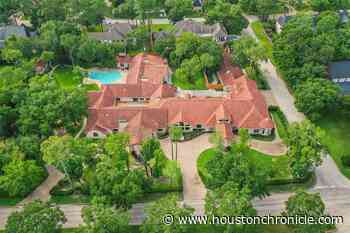 'Like four houses in one': Massive Houston-area home hits market for $4.5 million - Houston Chronicle