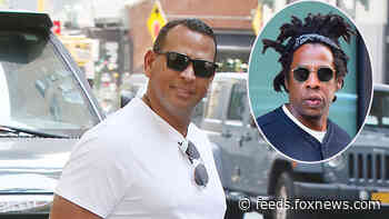 Alex Rodriguez chills with Jay-Z while surrounded by ‘bevy of beauties’