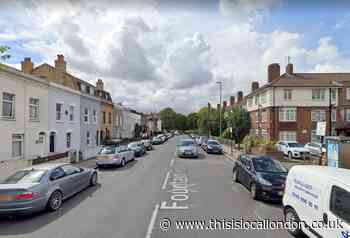 Woman in 40s found dead after Tooting house fire