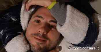 Ardea, la mansarda di Andrea Pignani tra computer, webcam e schermi - Corriere Roma