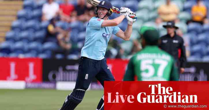 Makeshift England trounce Pakistan in the first ODI – live!