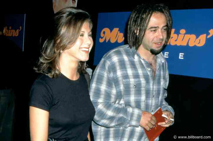 Adam Duritz ‘Had No Idea’ Who Jennifer Aniston Was, Never Saw ‘Friends’ Before They Dated