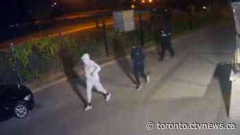 Security footage of suspects in fatal triple shooting in North York released by police