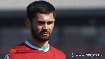 Joe Hardy: Accrington Stanley sign former Liverpool striker