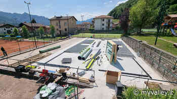 Un campo di padel al centro sportivo comunale di Clusone - MyValley.it