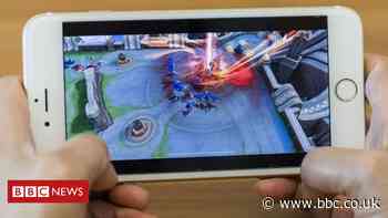 China's 'midnight patrol' cracks down on young gamers