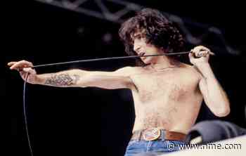 Family of AC/DC’s Bon Scott launch fan site on late singer’s 75th birthday - NME