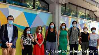 Modena. Alle Scuole Paoli 30 metri di murale sul valore della conoscenza - La Gazzetta di Modena