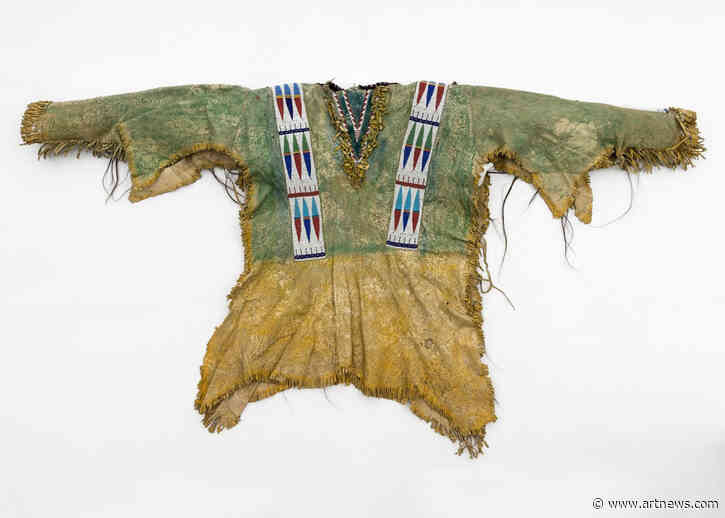 German Museum Repatriates Lakota Chief’s Shirt, Citing ‘Moral and Ethical Reasons’