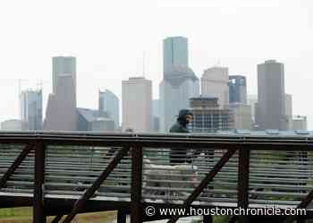 Heavy rain dampens Houston, with flood advisory issued for region - Houston Chronicle