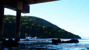 Gold Coast light rail plan sparks fears for 'incredibly sacred' headland, fish traps